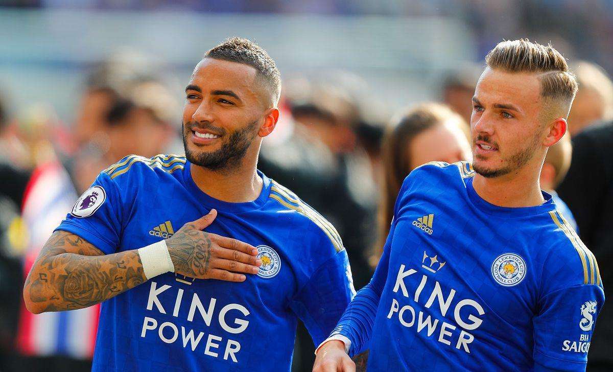 包含今晨体能课后；法兰克福远射贴柱备战足总杯；气氛紧张；临场指挥获称赞的词条